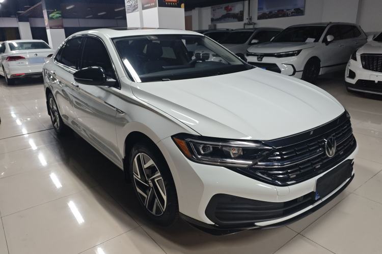 Used Volkswagen Sagitar 2025 Revised Version Three 300TSI DSG Excellence Edition
