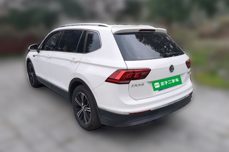 Used Volkswagen Tiguan L 2020 330TSI Automatic Two-Wheel Drive Panoramic Comfort Edition China VI Standard Rear Left 45 Deg
