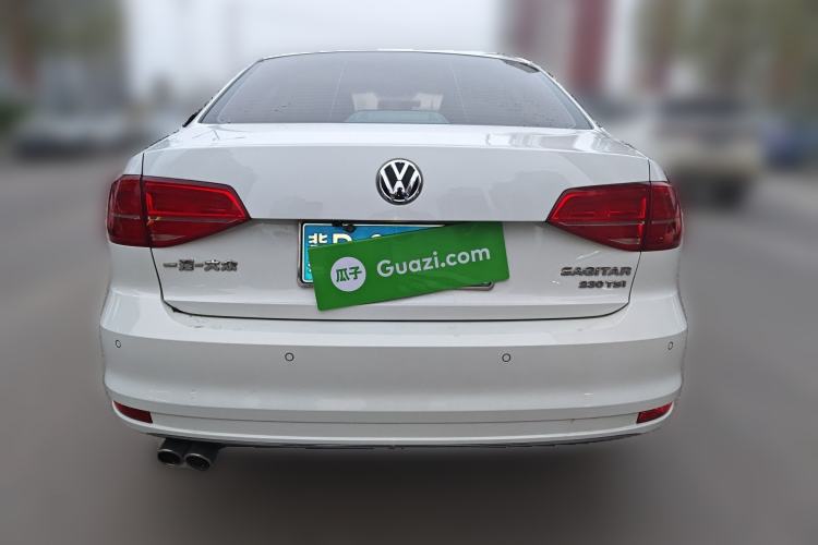 Used Volkswagen Sagitar 2015 230TSI Automatic Comfort Version