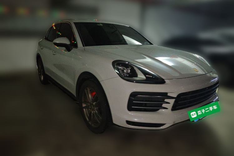Used Porsche Cayenne 2019 Cayenne 3.0T Front Right 45 Deg