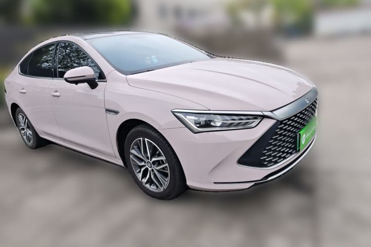 Used BYD Qin PLUS 2021 DM-i 120KM Prestige Model
