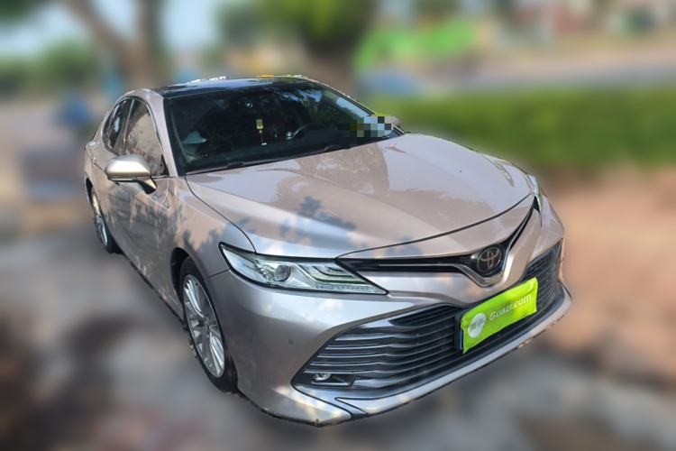 Used Toyota Camry 2018 2.5G Luxury Edition Front Right 45 Deg
