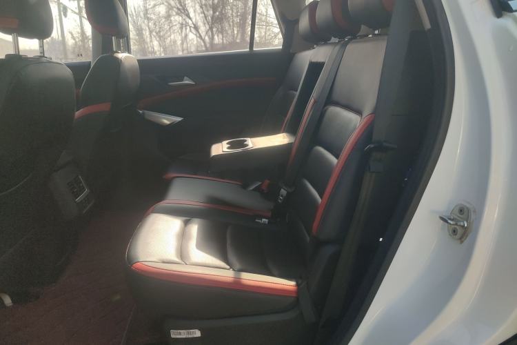 Used SOL X8 2021 300T DCT Luxury Smart Connect Edition 5 Seats
