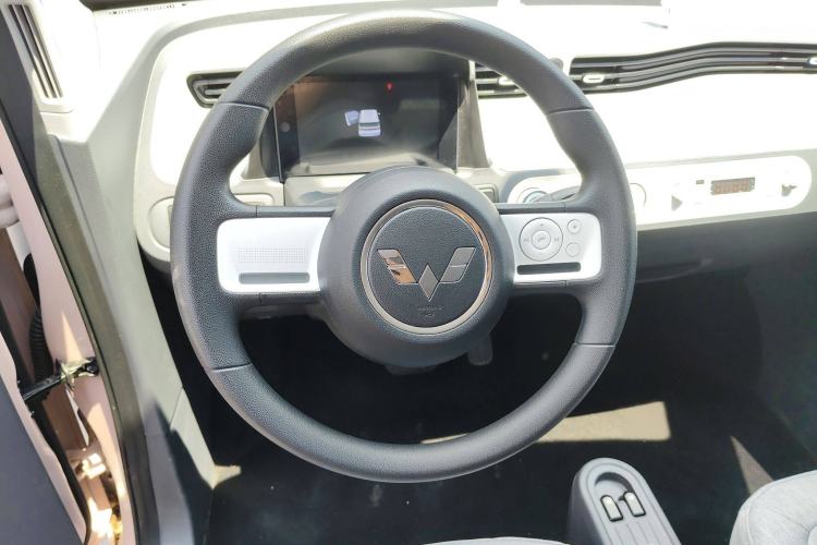 Used Wuling Hongguang MINIEV 2022 Macaron Fashion Model Lithium Iron Phosphate