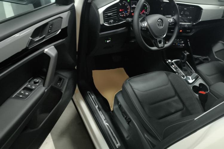 Used Volkswagen Tayron 2022 280TSI Two-Wheel Drive Luxury Smart Connectivity Version
