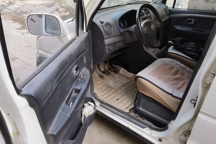 Used Suzuki Wagon R X5 2013 Revised Version 1.4L VVT Cruise Edition Driver Seat