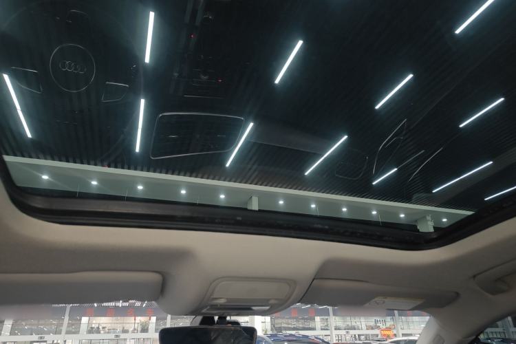 Used Audi Q3 2018 30th Anniversary Edition 30 TFSI Fashion Model Headliner