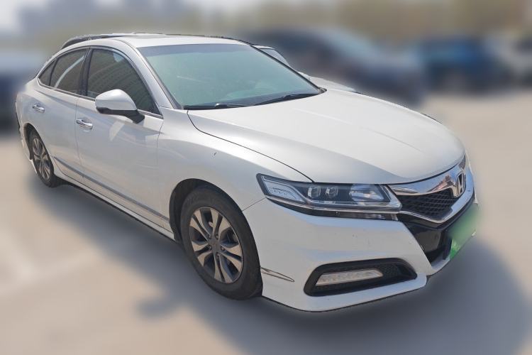 Used Honda Spirior 2015 2.0L Prestige Edition
