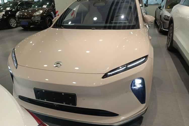 Used Nio ET5 2024 75 kWh Front