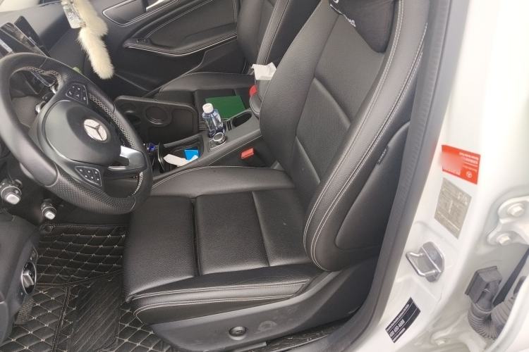 Used Mercedes-Benz GLA 2018 GLA 200 Sport Edition Left Front Seat