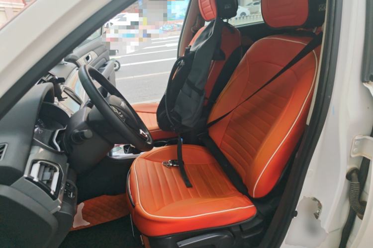 Used Haval H2 2016 Red Label 1.5T Manual Two-Wheel Drive Urban Edition
