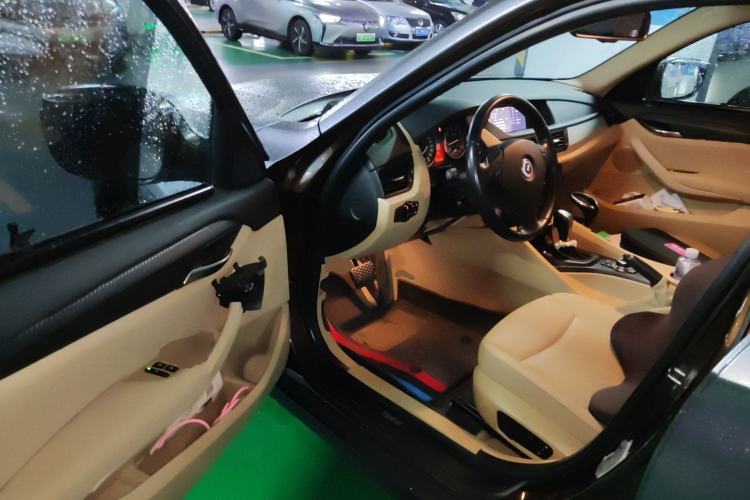 Used BMW X1 2012 sDrive18i Luxury Model