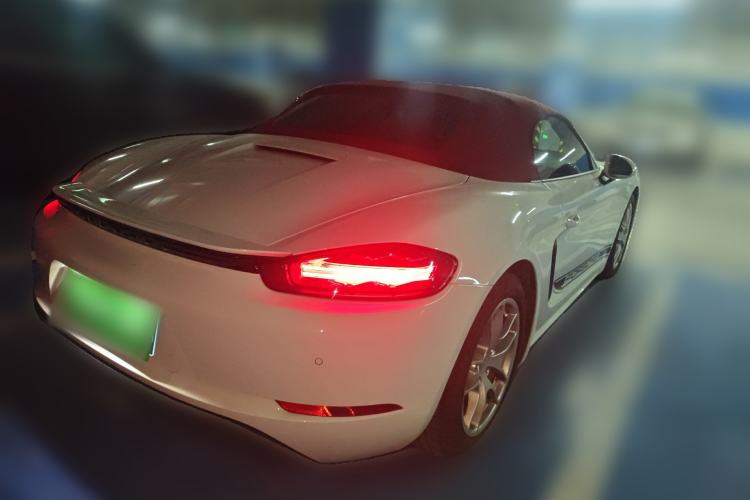Used Porsche 718 2022 Boxster 2.0T Rear Right 45 Deg