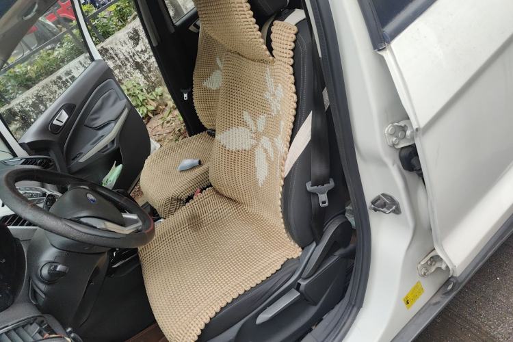 Used Ford EcoSport 2013 1.5L Automatic Fashion Model