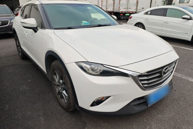 Used Mazda CX-4 2018 2.0L Automatic Two-Wheel Drive Blue Sky Premium Upgrade Version China V Standard Front Right 45 Deg