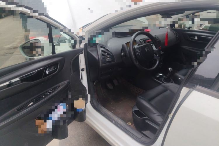 Used Citroen C-Quatre 2014 VTS Version 1.6L Manual - Premium Model Driver Seat