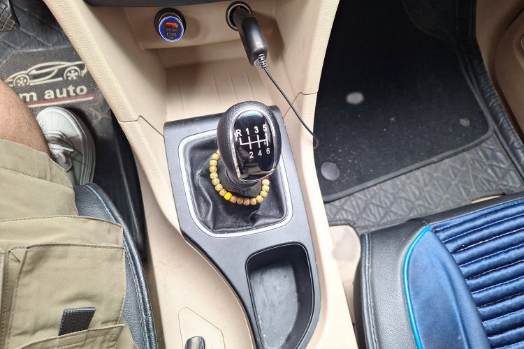 Used Baojun 730 2019 1.5L Manual Value Edition 7 Seats China VI Emission Standard