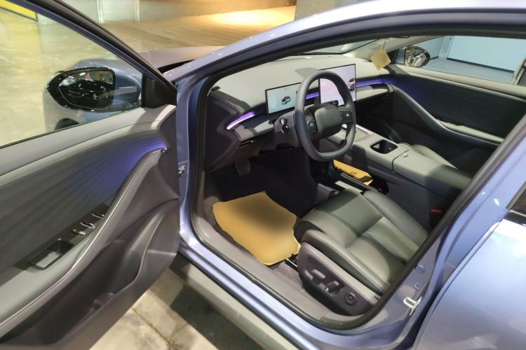 Used Nissan N6 2026 Model 180 Max Driver Seat