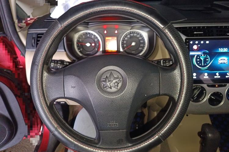 Used Venucia R50 2013 1.6L Automatic Luxury Edition
