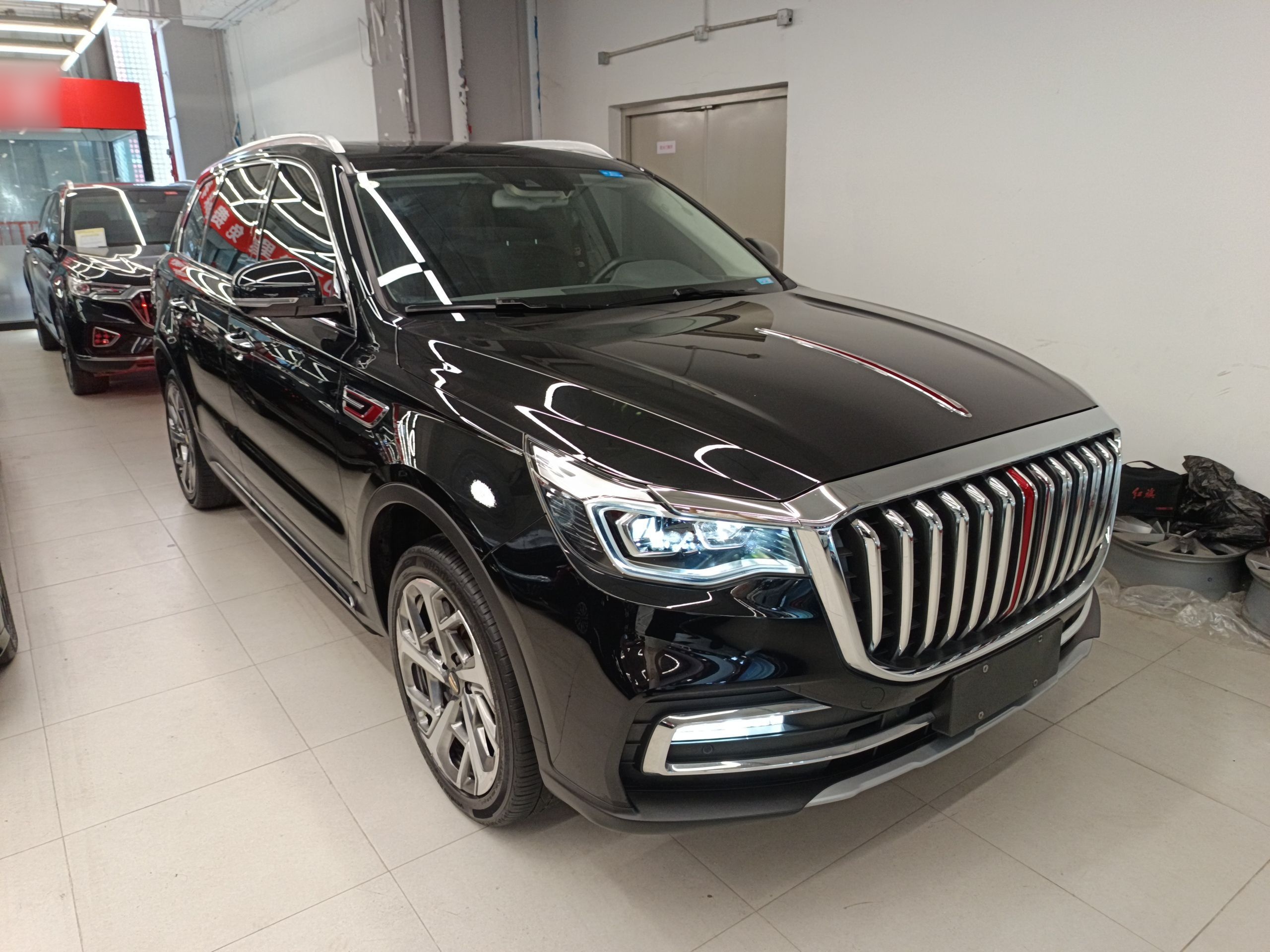 Hongqi HS7 2022 2.0T DCT Two-Wheel Drive Smart Connect Flagship Edition 7 Seats — снимка 3