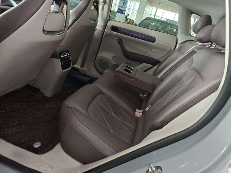 Used Leapmotor C11 2024 All-Electric 580 Luxury Edition — 16