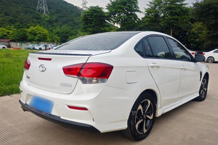 Used Soueast V5 Lingzhi 2017 1.5L Manual New Elite Model Exterior 5