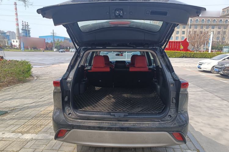 Used Toyota Highlander 2022 Dual-Engine 2.5L Two-Wheel Drive Elite Edition 5 Seats Trunk