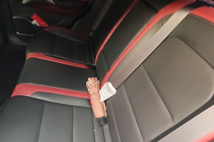 Used Geely Auto Coolray 2019 260T DCT Knight China VI Standard Left Rear Seat