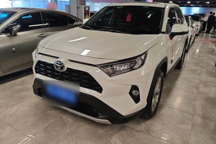 Used Toyota RAV4 2022 2.0L CVT Two-Wheel Drive Fashion Edition