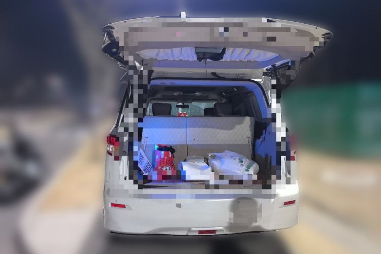 Used Nissan Quest 2015 3.5L SL
