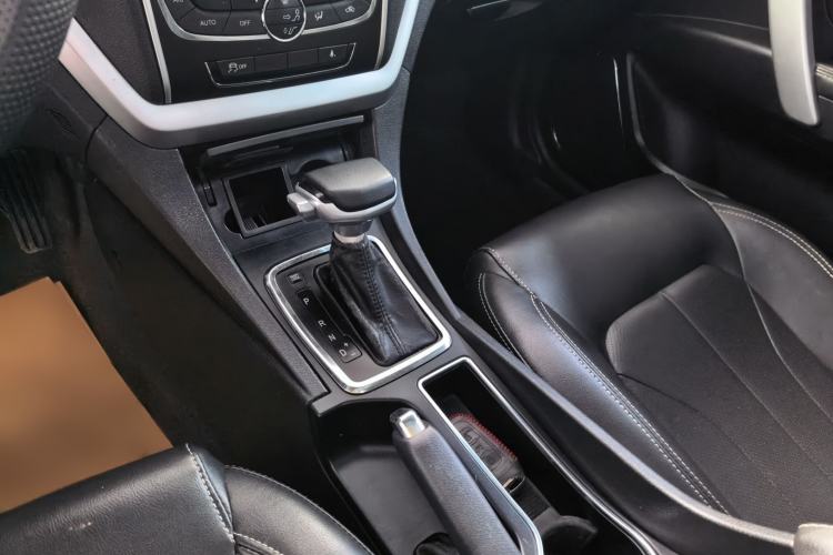 Used Geely Auto Emgrand 2015 Sedan 1.5L CVT Upward Version