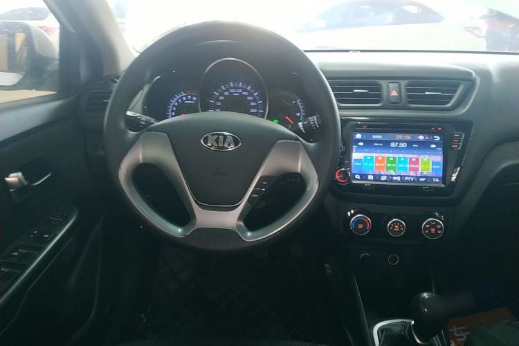 Used Kia K2 2015 Sedan 1.4L MT GLS
