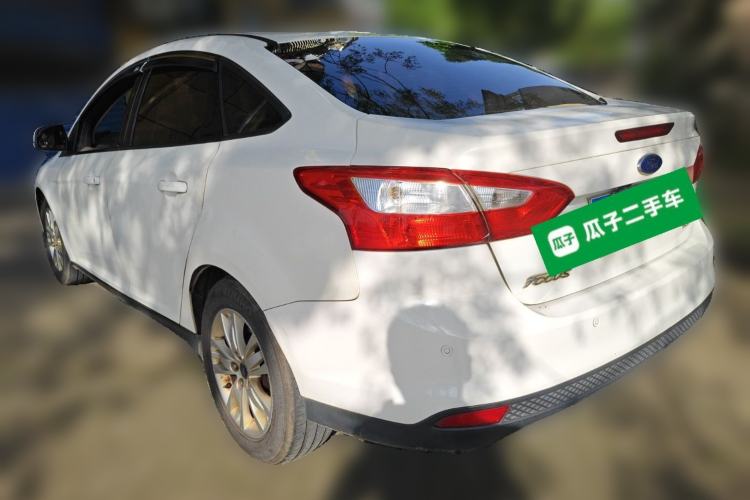 Used Ford Focus 2012 Sedan 1.6L Manual Comfort Model
