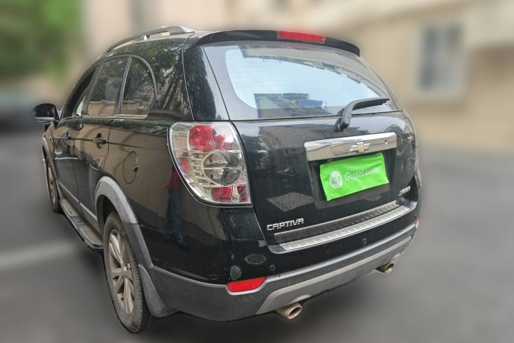 Used Chevrolet Captiva 2014 2.4L 4x4 Flagship Edition 7 Seats
