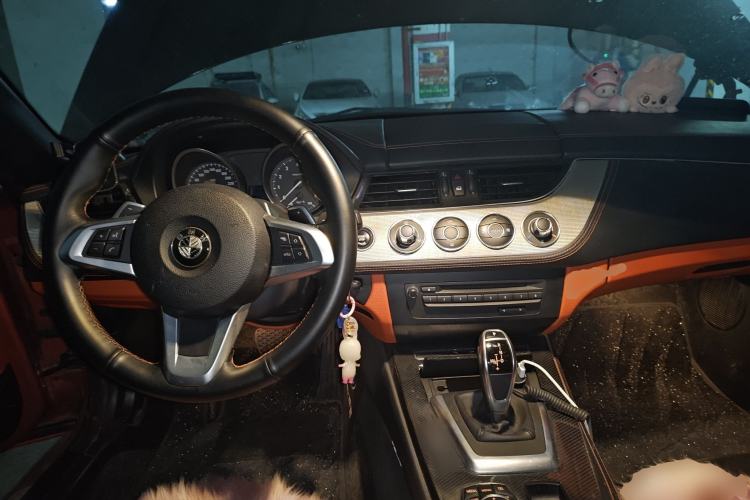 Used BMW Z4 2013 sDrive20i Leading Model
