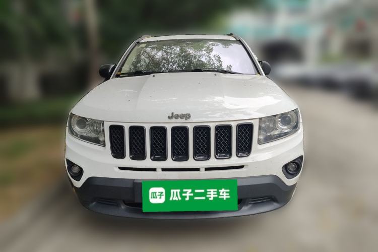 Used Jeep Compass 2013 2.0L two-wheel drive luxury version Front