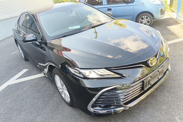Used Toyota Camry 2021 2.0G Luxury Edition
