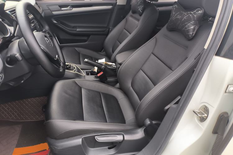 Used Volkswagen Sagitar 2018 1.6L Automatic Comfort Model Left Front Seat