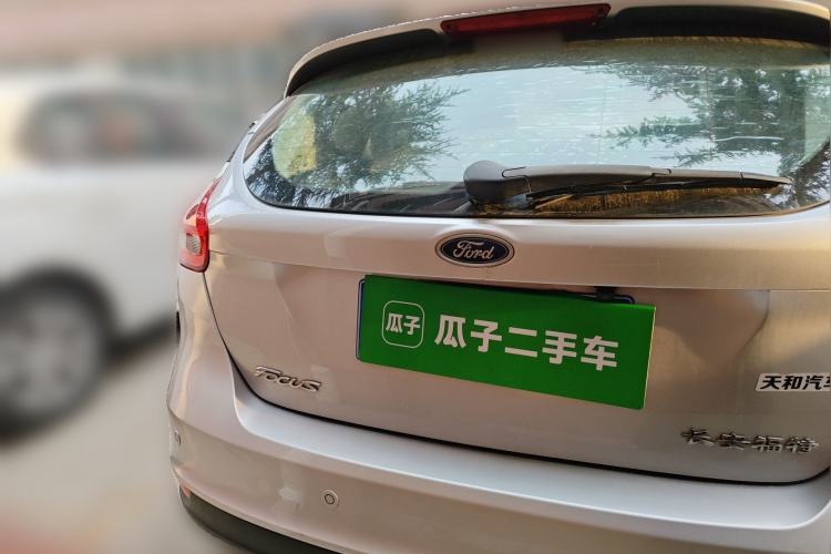 Used Ford Focus 2015 Hatchback 1.6L Automatic Fashion Edition
