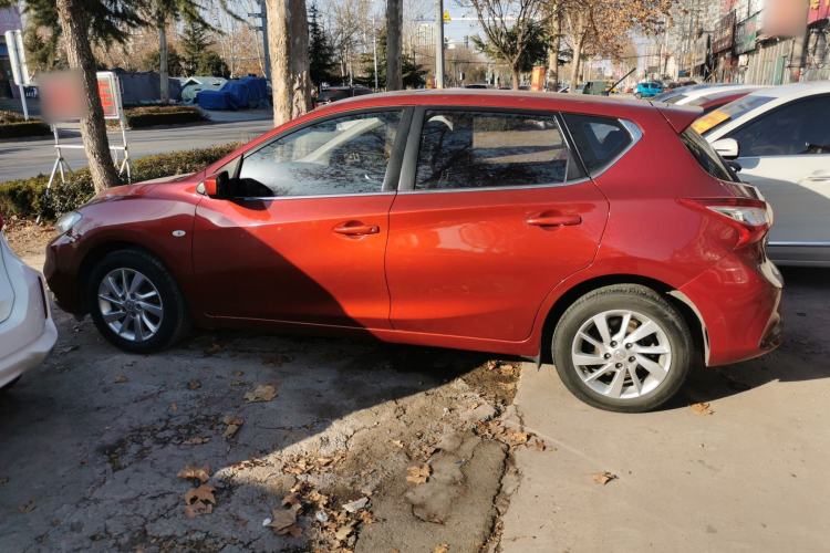 Used Nissan Tiida 2016 1.6L CVT Cool Dynamic Edition
