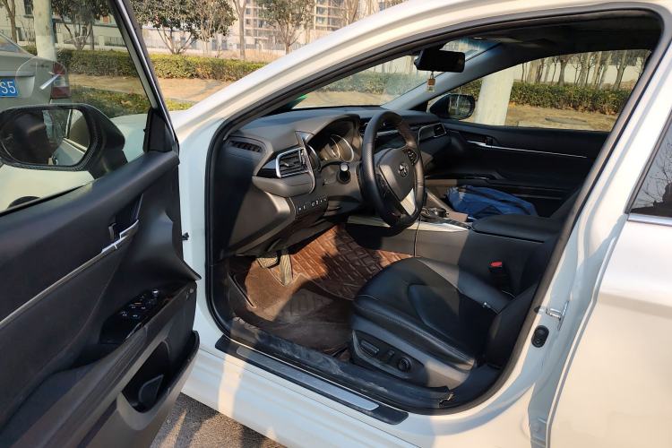 Used Toyota Camry 2019 Revised Version Dual-Engine 2.5 HG Luxury Edition