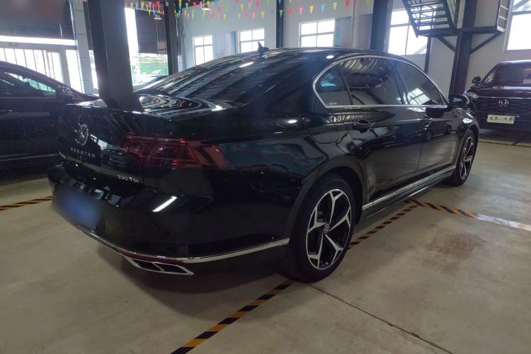 Used Volkswagen Magotan 2023 2 Million Units Limited Edition 330TSI DSG Leading Version