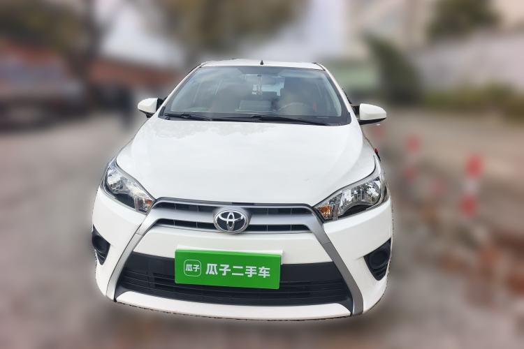 Used Toyota YARiS L Zhi Xuan 2015 1.5E Automatic Charm Edition
