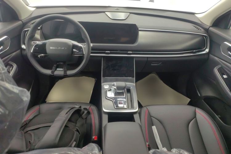 Used BAIC Beijing X7 2023 1.5TD DCT Premium+ Edition Center Console