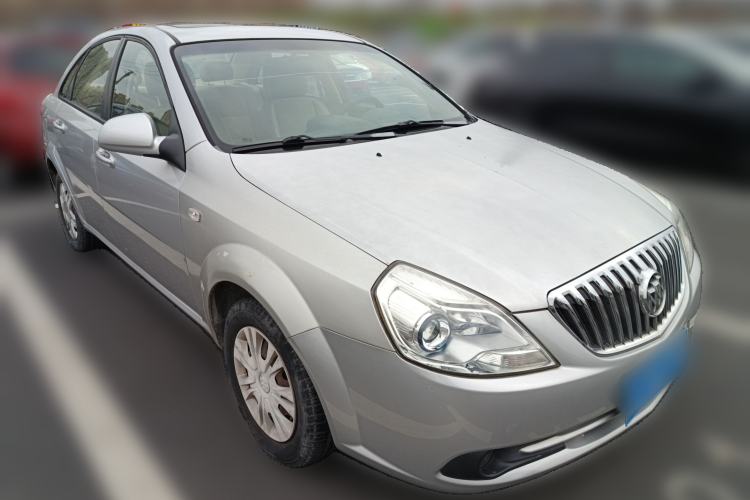 Used Buick Excelle 2013 1.5L Manual Classic Model Front Right 45 Deg