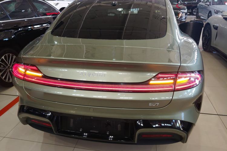 Used Xiaomi Auto SU7 2024 Rear-Drive Long-Range Intelligent Driving Version Rear