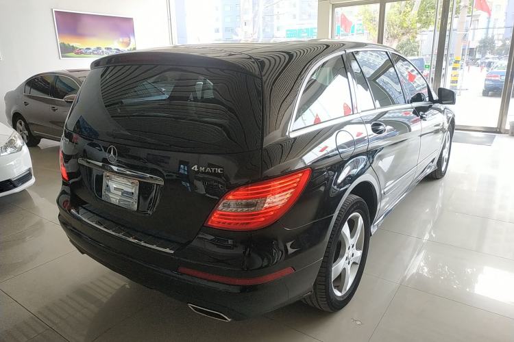 Used Mercedes-Benz R-Class 2015 R 320 4MATIC Luxury Model