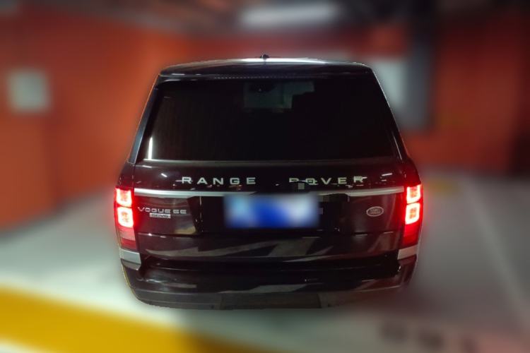 Used Land Rover Range 2017 3.0 SC V6 Vogue SE Long-Wheelbase Edition Rear