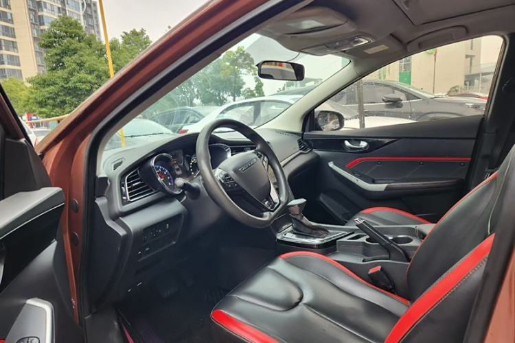 Used Venucia D60 2018 1.6L CVT Smart Connect Elite Edition