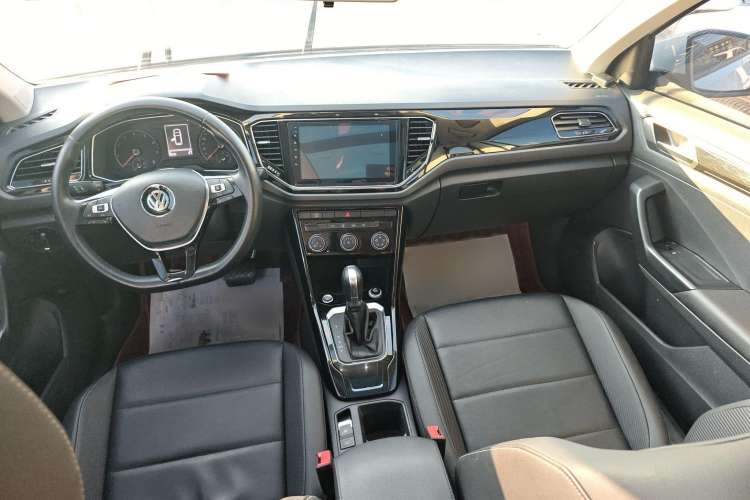 Used Volkswagen T-ROC 2018 280TSI DSG Two-Wheel-Drive Comfort Version China V Standard